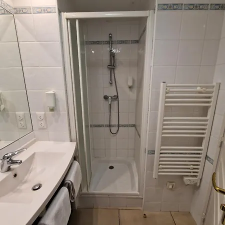 Apartment Confortable - Proche Du Divonne-les-Bains